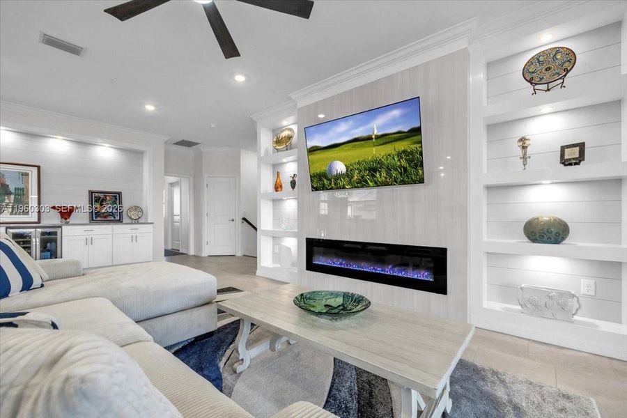 Furnished interior view inside a new home in , Naples (Image 17).