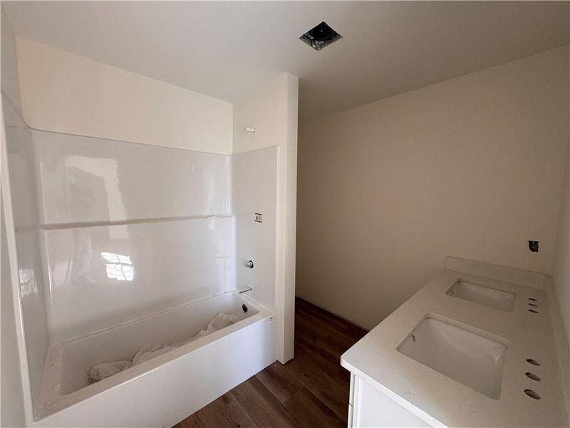 Image 17 of a home in .