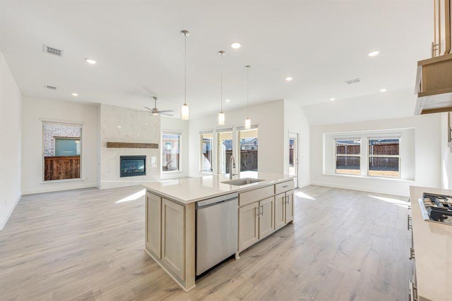 Furnished interior view inside a new home in Terracina, Rockwall (Image 12).