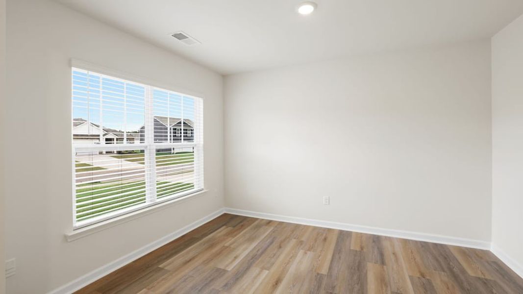 Spacious, unfurnished interior of a new home in Bentley Park, Greenwood (Image 18). Spacious, unfurnished interior of a new home in Bentley Park, Greenwood (Image 18).