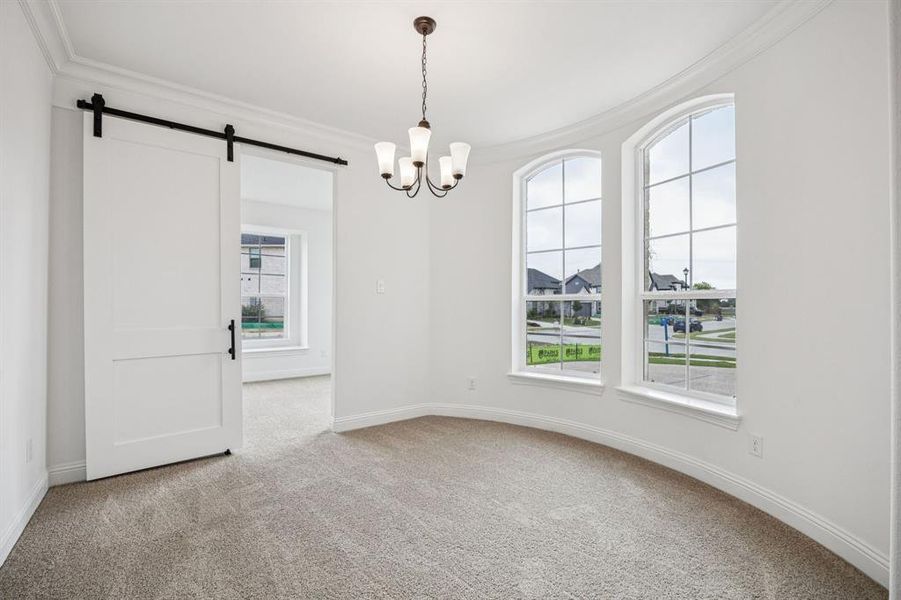 Spacious, unfurnished interior of a new home in Dominion of Pleasant Valley, Wylie (Image 11).