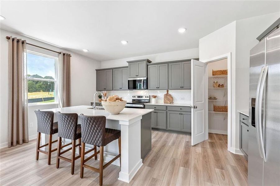Furnished interior view inside a new home in Oak Grove Glen, Snellville (Image 15). Furnished interior view inside a new home in Oak Grove Glen, Snellville (Image 15).
