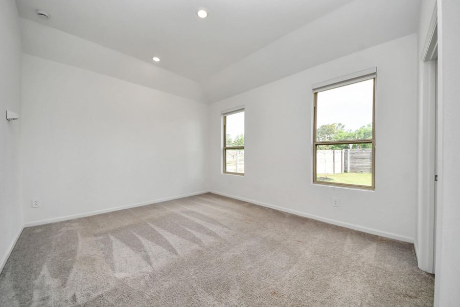 Spacious, unfurnished interior of a new home in Artavia: Avante Collection, Conroe (Image 18).