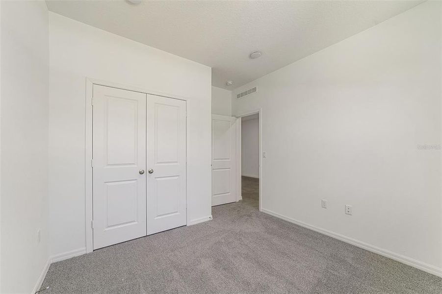 Spacious, unfurnished interior of a new home in Aulin Square, Oviedo (Image 21). Spacious, unfurnished interior of a new home in Aulin Square, Oviedo (Image 21).