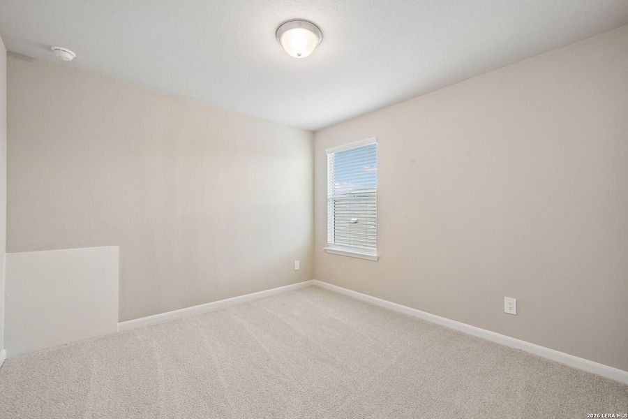 Spacious, unfurnished interior of a new home in Thomas Pond, San Antonio (Image 23). Spacious, unfurnished interior of a new home in Thomas Pond, San Antonio (Image 23).