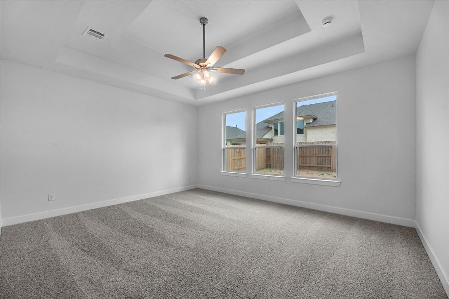 Representative image. Features, selections, and colors may vary.