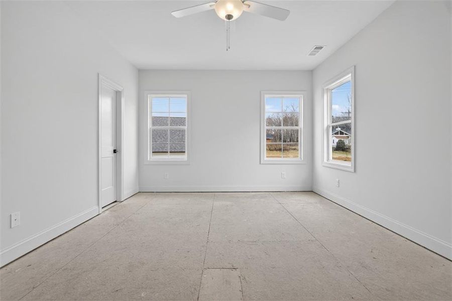 Spacious, unfurnished interior of a new home in , Suwanee (Image 60).