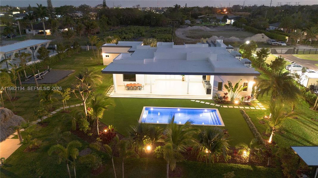 Community amenities in , Miami (Image 48).