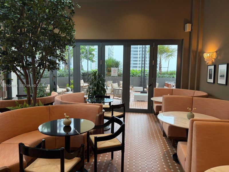 Community amenities in , Miami (Image 16). Community amenities in , Miami (Image 16).