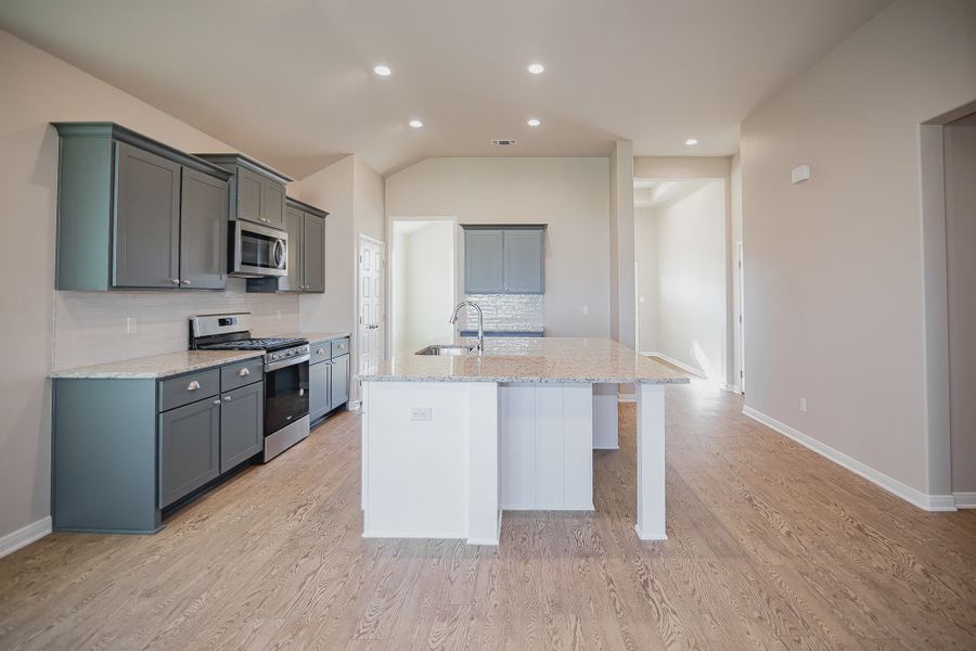 Representative furnished interior of a home built from the Tyler II by Steve Klein Custom Builder in TerraVista, Victoria (Image 4).
