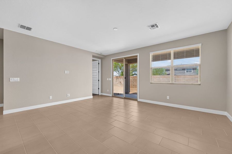 Spacious, unfurnished interior of a new home in Combs Ranch, San Tan Valley (Image 12). Spacious, unfurnished interior of a new home in Combs Ranch, San Tan Valley (Image 12).