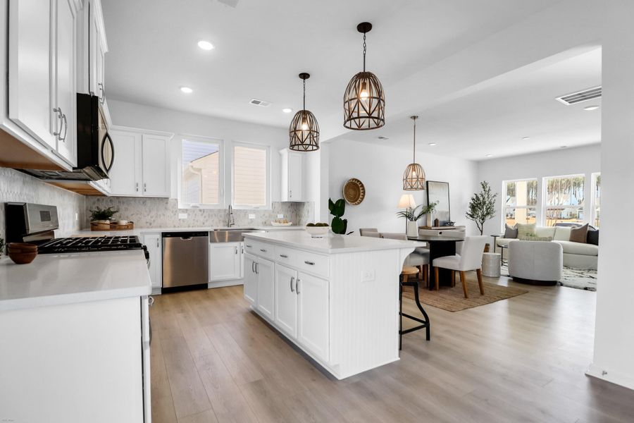 Furnished interior view inside a new home in , Ravenel (Image 19).
