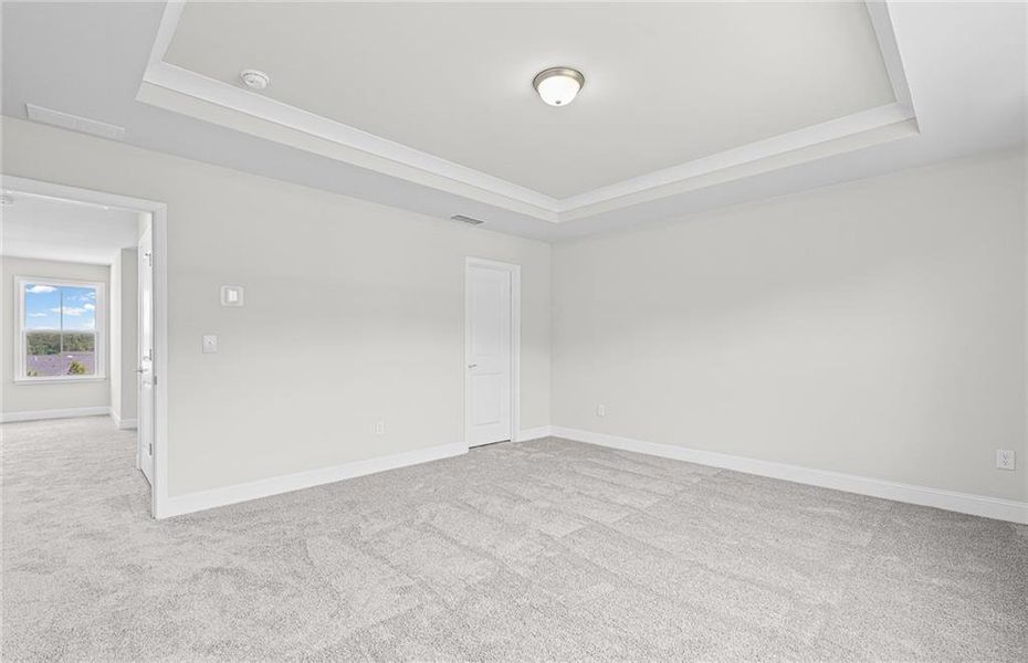 Spacious, unfurnished interior of a new home in Overland, Locust Grove (Image 41).