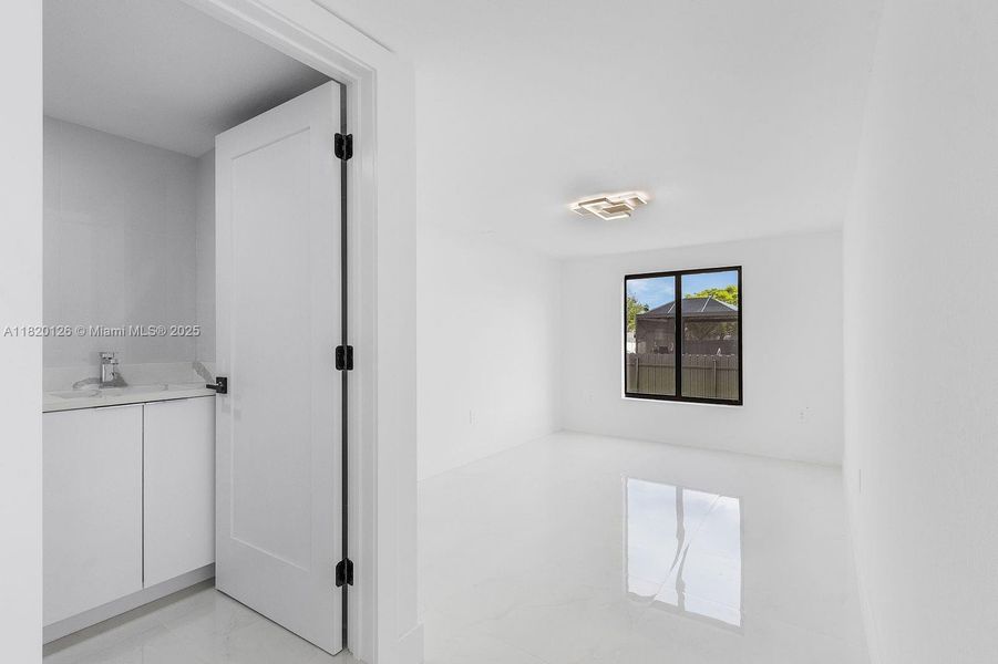 Image 77 of a home in .