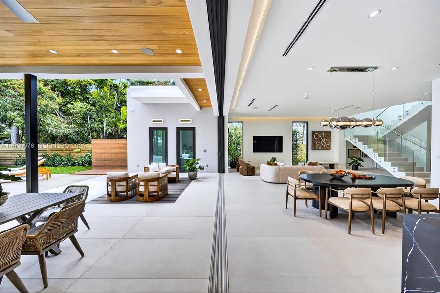 Exterior details and patio area of a home in , Miami (Image 24).