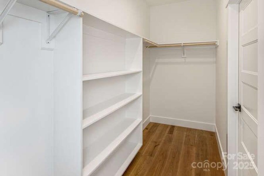 Image 46 of a home in .