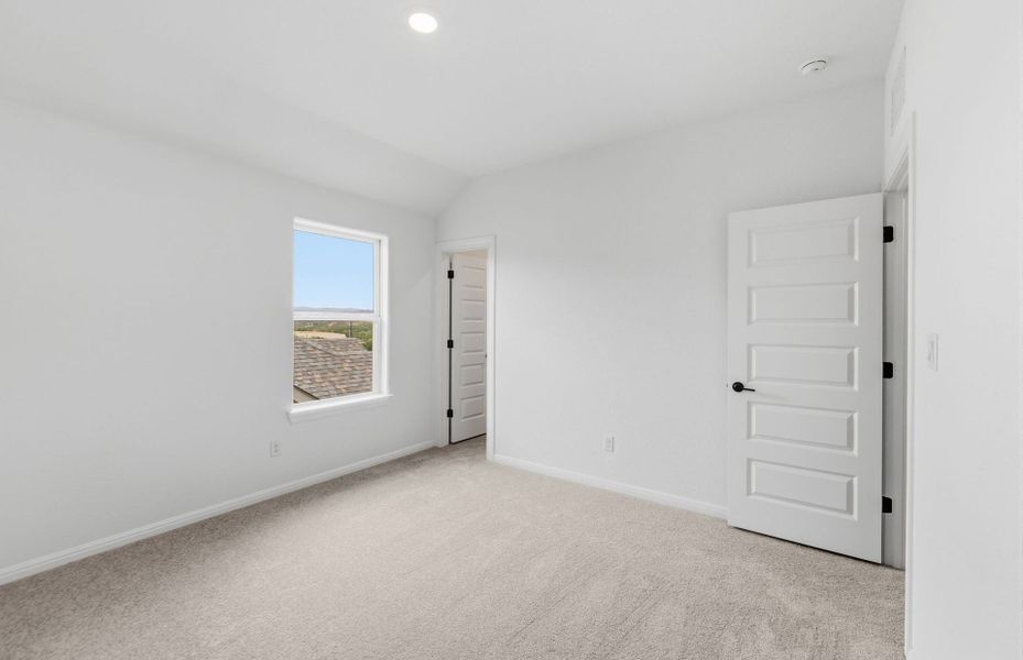 Spacious, unfurnished interior of a new home in West Cypress Hills, Spicewood (Image 20).