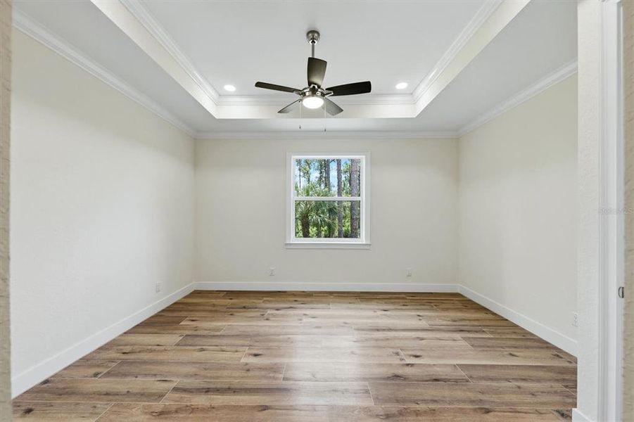 Spacious, unfurnished interior of a new home in , North Port (Image 22).