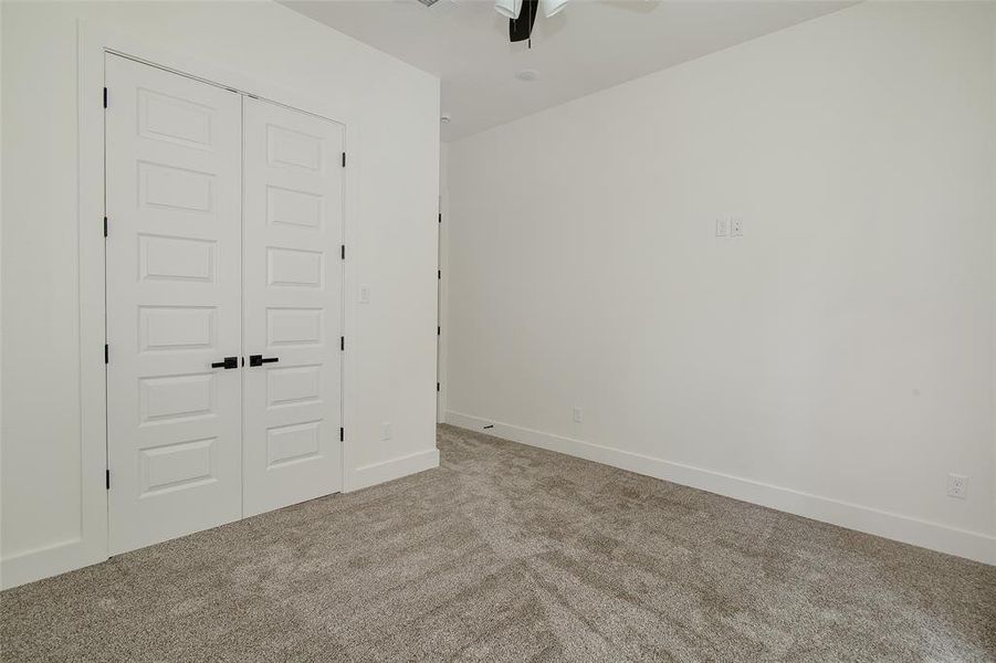 Spacious, unfurnished interior of a new home in , Grand Prairie (Image 32).