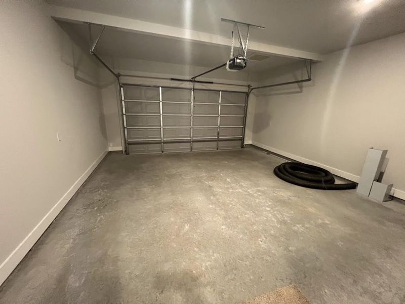 Image 34 of a home in Red Bird Manor.