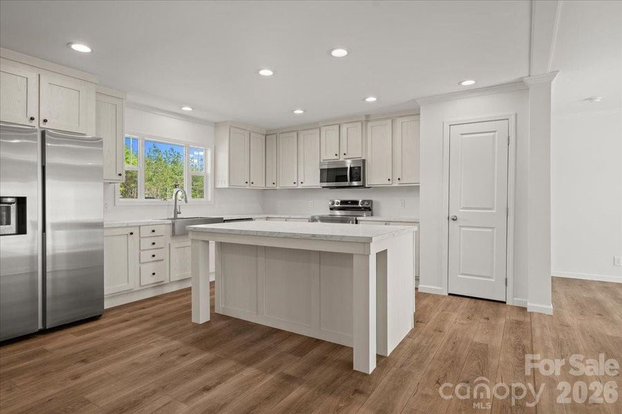 Furnished interior view inside a new home in , Bennettsville (Image 7).