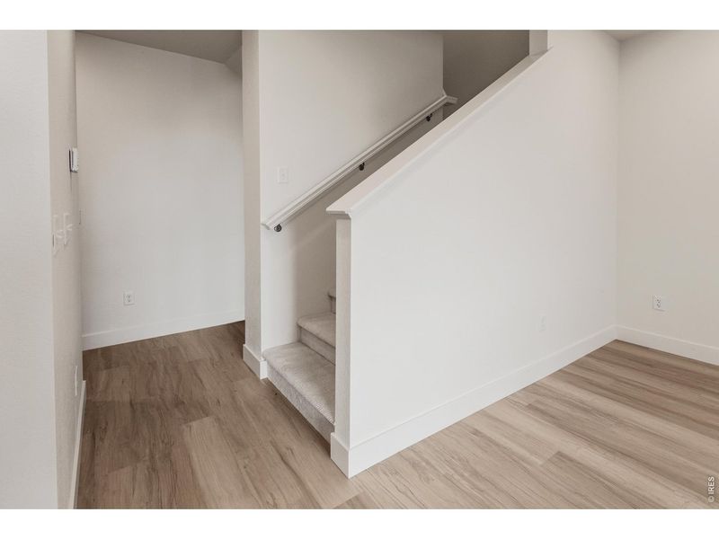 Spacious, unfurnished interior of a new home in , Timnath (Image 25).