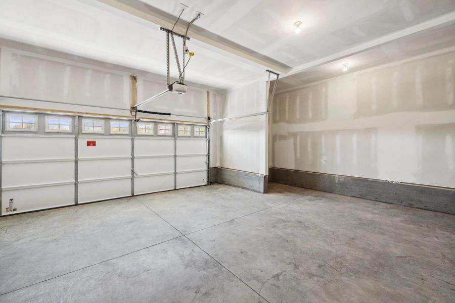 Image 44 of a home in Willow Landing.