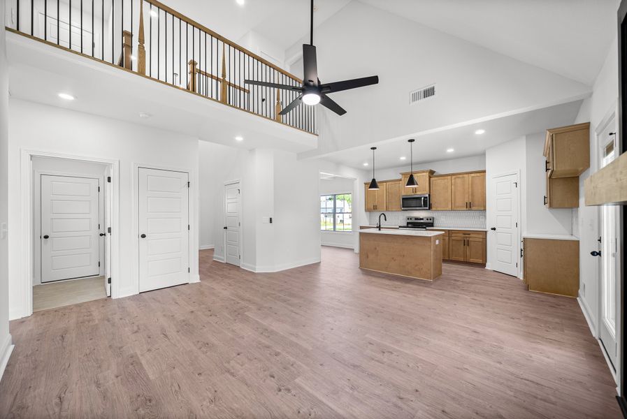 Representative unfurnished interior of a home built from the Aberdeen by Rockwood Homes in Cherry Fields, Clarksville (Image 17). Representative unfurnished interior of a home built from the Aberdeen by Rockwood Homes in Cherry Fields, Clarksville (Image 17).