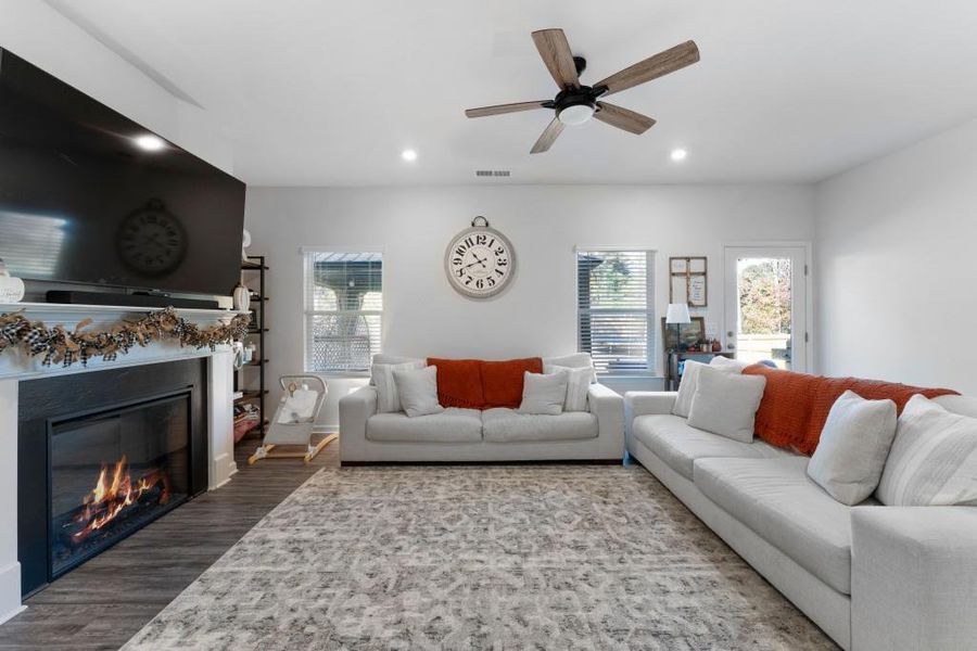 Furnished interior view inside a new home in Sycamore Crest, Calhoun (Image 13).