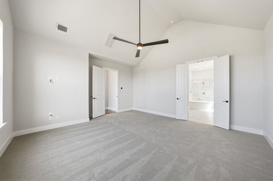 Spacious, unfurnished interior of a new home in Park Place - 80' Lots, Prosper (Image 27). Spacious, unfurnished interior of a new home in Park Place - 80' Lots, Prosper (Image 27).