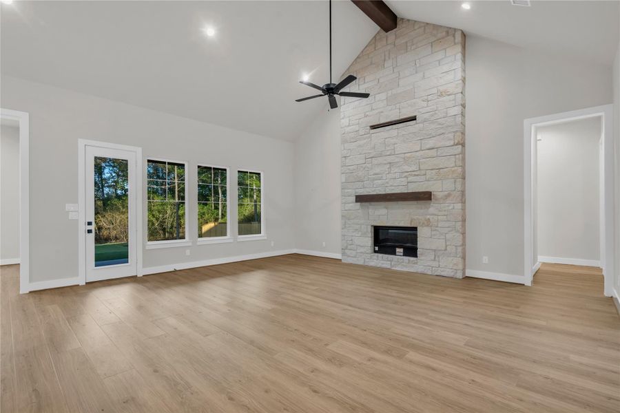 Spacious, unfurnished interior of a new home in Kresston, Montgomery (Image 10). Spacious, unfurnished interior of a new home in Kresston, Montgomery (Image 10).