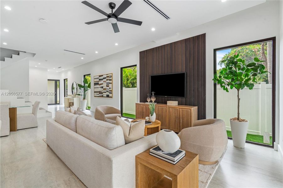 Furnished interior view inside a new home in , Fort Lauderdale (Image 10). Furnished interior view inside a new home in , Fort Lauderdale (Image 10).