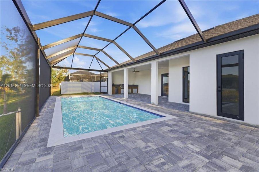 Exterior details and patio area of a home in , Cape Coral (Image 27).