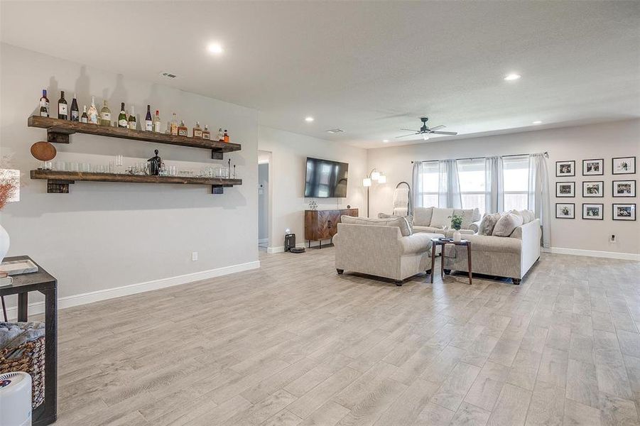 Furnished interior view inside a new home in , Cedar Hill (Image 27). Furnished interior view inside a new home in , Cedar Hill (Image 27).