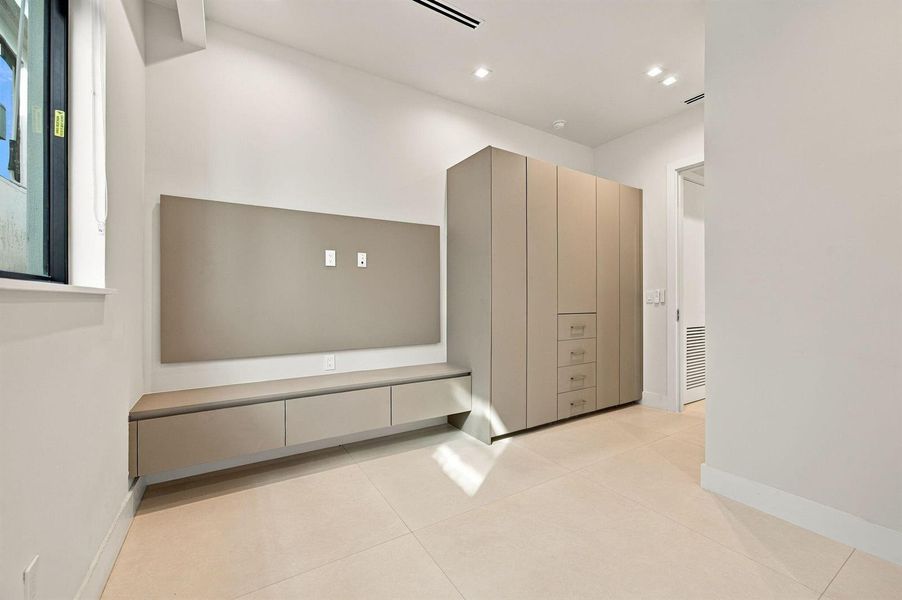 14-web-or-mls-1015-ne-3rd-st
