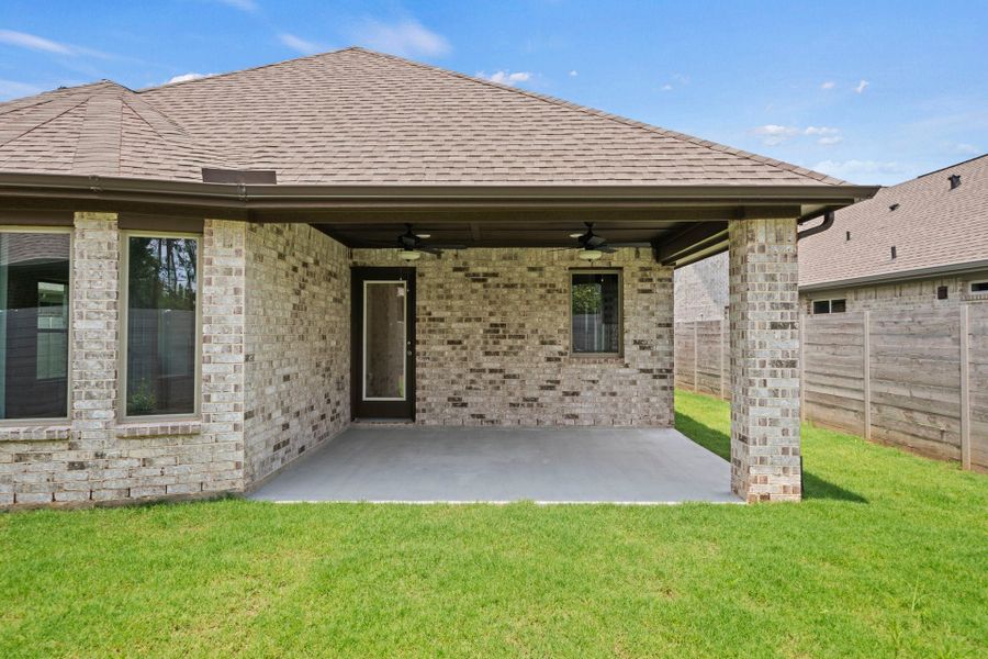 1,549sf New Home in Montgomery, TX.  - Slide 3