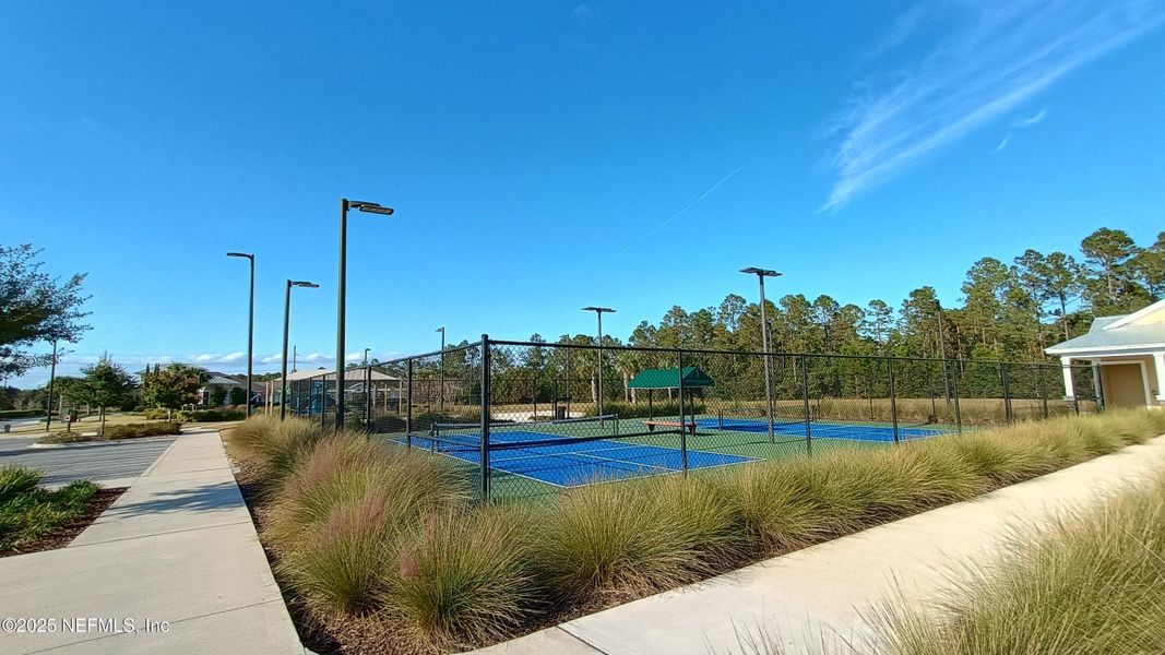 Community amenities in Cross Creek, Green Cove Springs (Image 47).