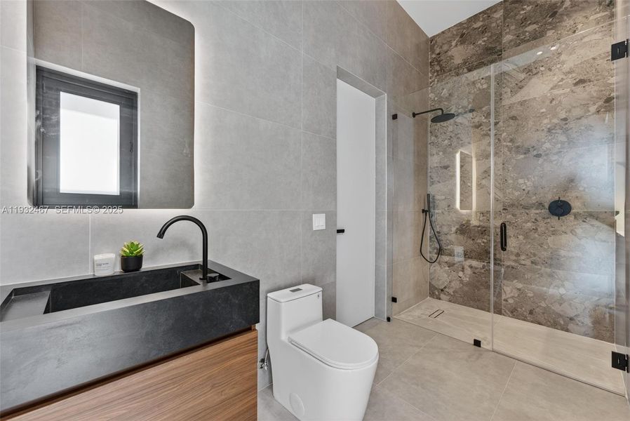 Furnished interior view inside a new home in , Miami Springs (Image 12).