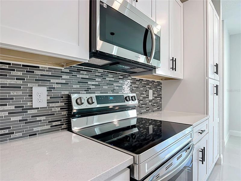 Furnished interior view inside a new home in , Ocala (Image 5).