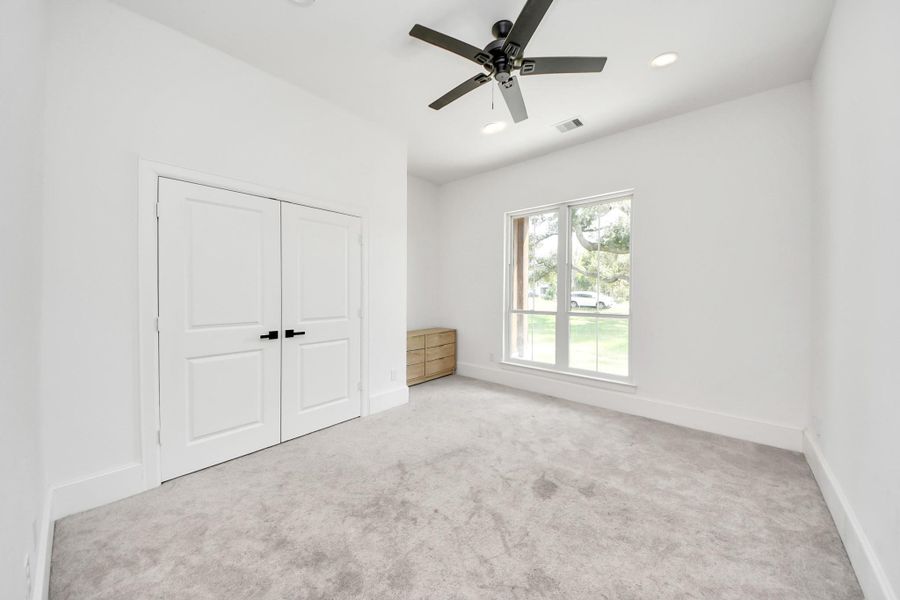 Spacious, unfurnished interior of a new home in , Alvin (Image 30). Spacious, unfurnished interior of a new home in , Alvin (Image 30).