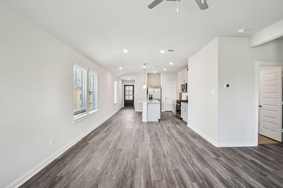 Photo is not of the actual home but is an inspirational photo of builder’s model home and may depict options, furnishings, and/or decorator features that are not included. Photo is not of the actual home but is an inspirational photo of builder’s model home and may depict options, furnishings, and/or decorator features that are not included.