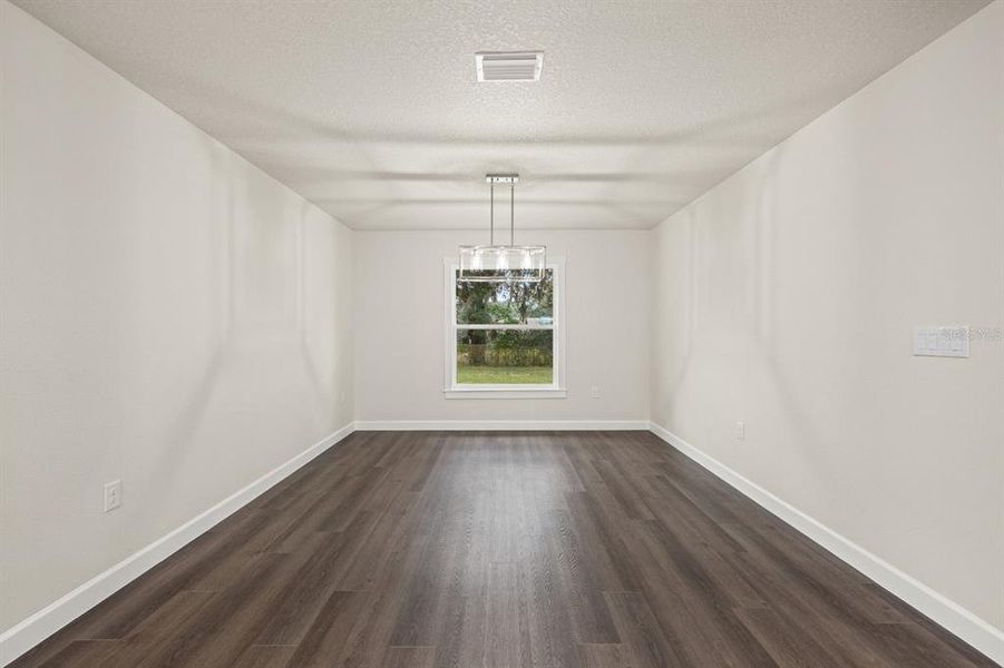Spacious, unfurnished interior of a new home in , San Antonio (Image 25).