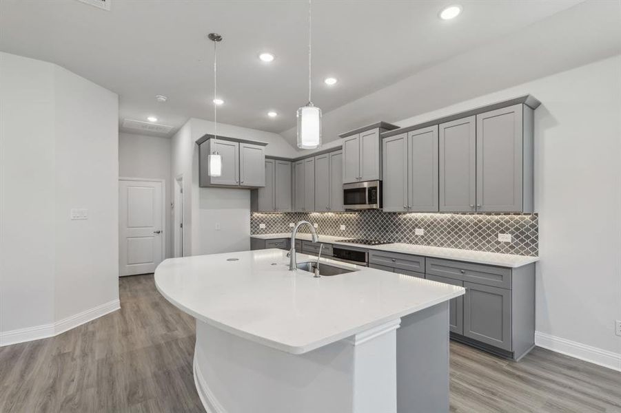 Furnished interior view inside a new home in Summer Crest, Fort Worth (Image 8). Furnished interior view inside a new home in Summer Crest, Fort Worth (Image 8).