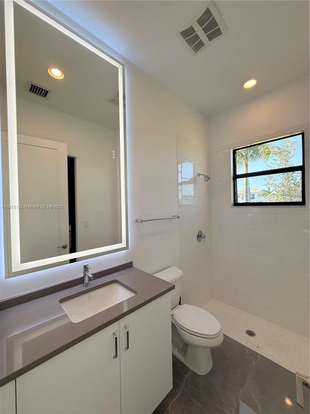 Furnished interior view inside a new home in , Boca Raton (Image 47). Furnished interior view inside a new home in , Boca Raton (Image 47).