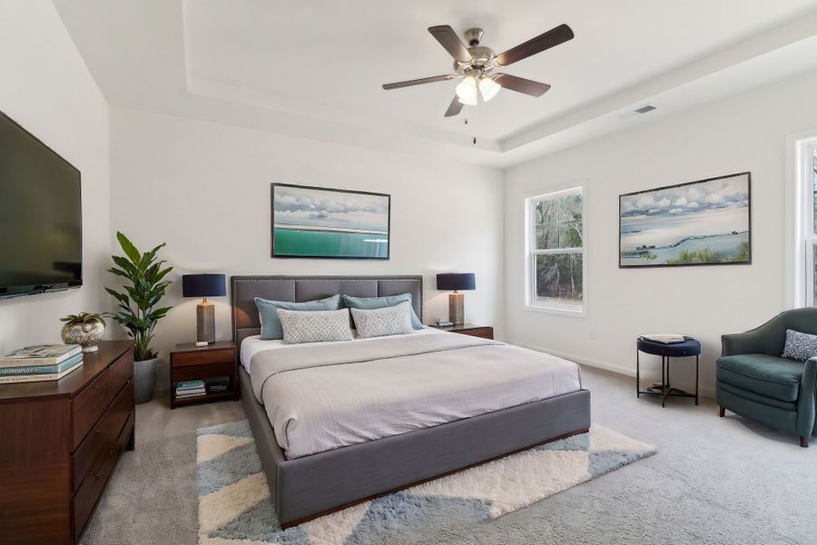 Representative furnished interior of a home built from the Darcy II by Great Southern Homes in Shady Grove, Conway (Image 14).