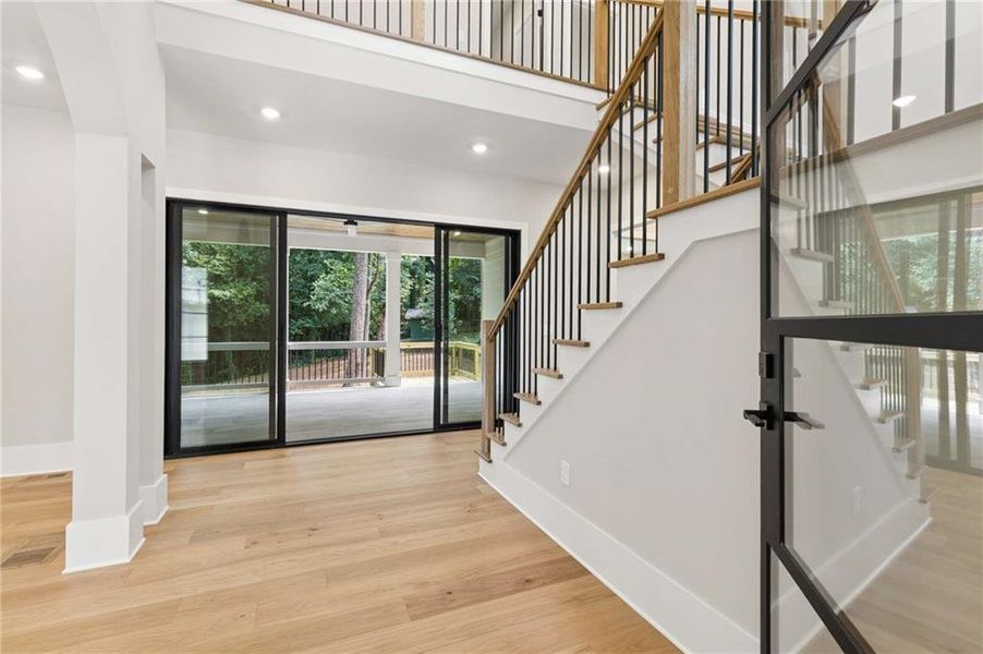 Spacious, unfurnished interior of a new home in , Atlanta (Image 71). Spacious, unfurnished interior of a new home in , Atlanta (Image 71).
