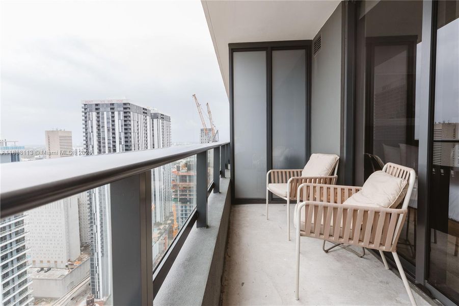 Exterior details and patio area of a home in Gale Hotel & Residences Miami (former Natiivo), Miami (Image 2).