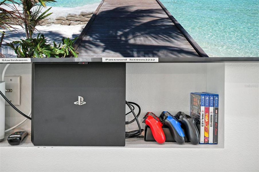 Close-up of interior finishes inside a home in , North Port (Image 19). Close-up of interior finishes inside a home in , North Port (Image 19).
