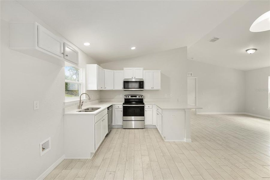 Furnished interior view inside a new home in , Ocala (Image 5).