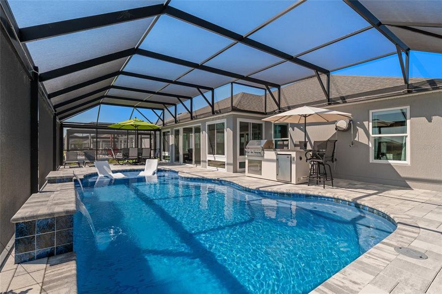 Exterior details and patio area of a home in , The Villages (Image 30).